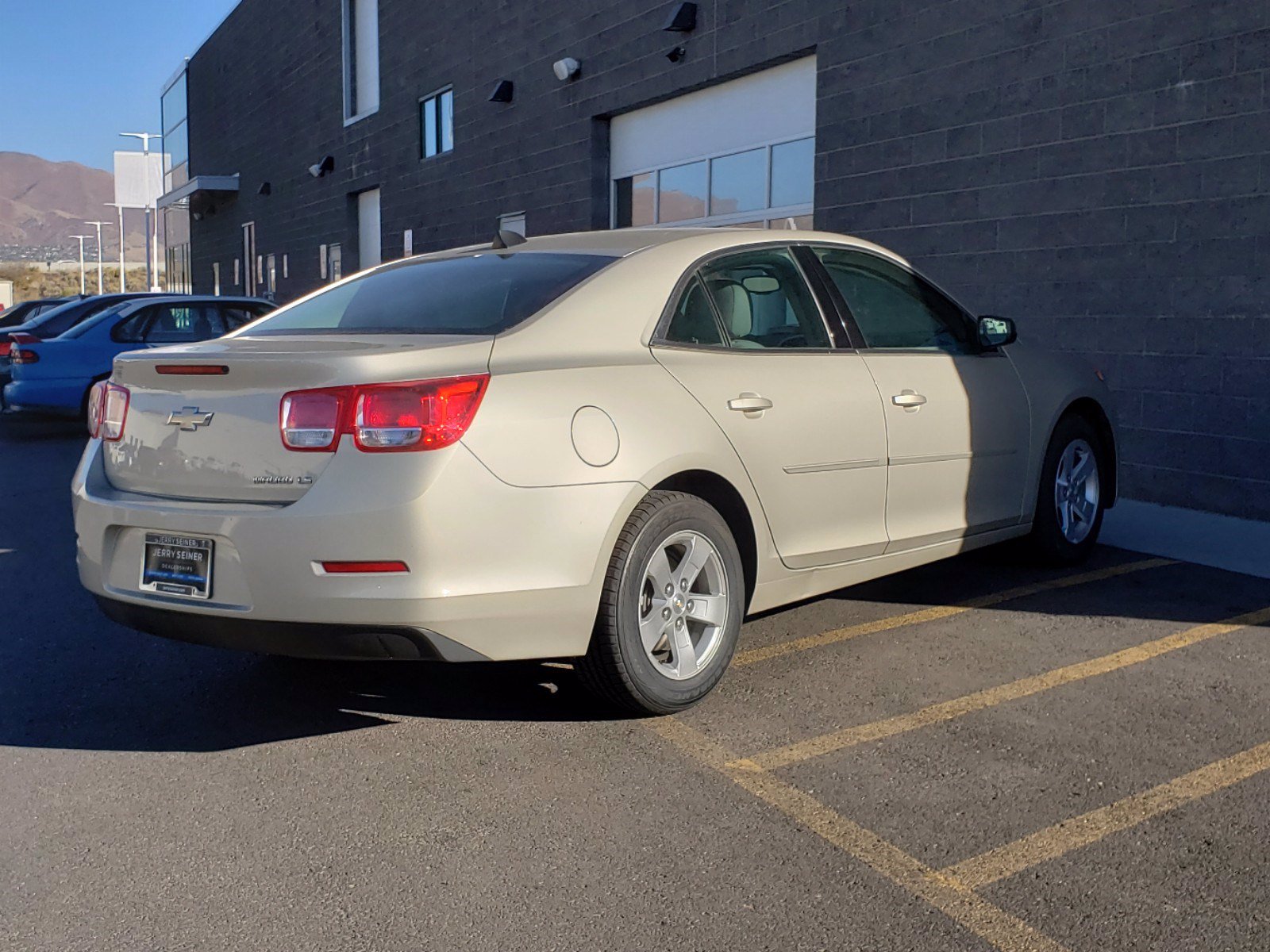 Pre Owned 2014 Chevrolet Malibu Ls Fwd 4dr Car