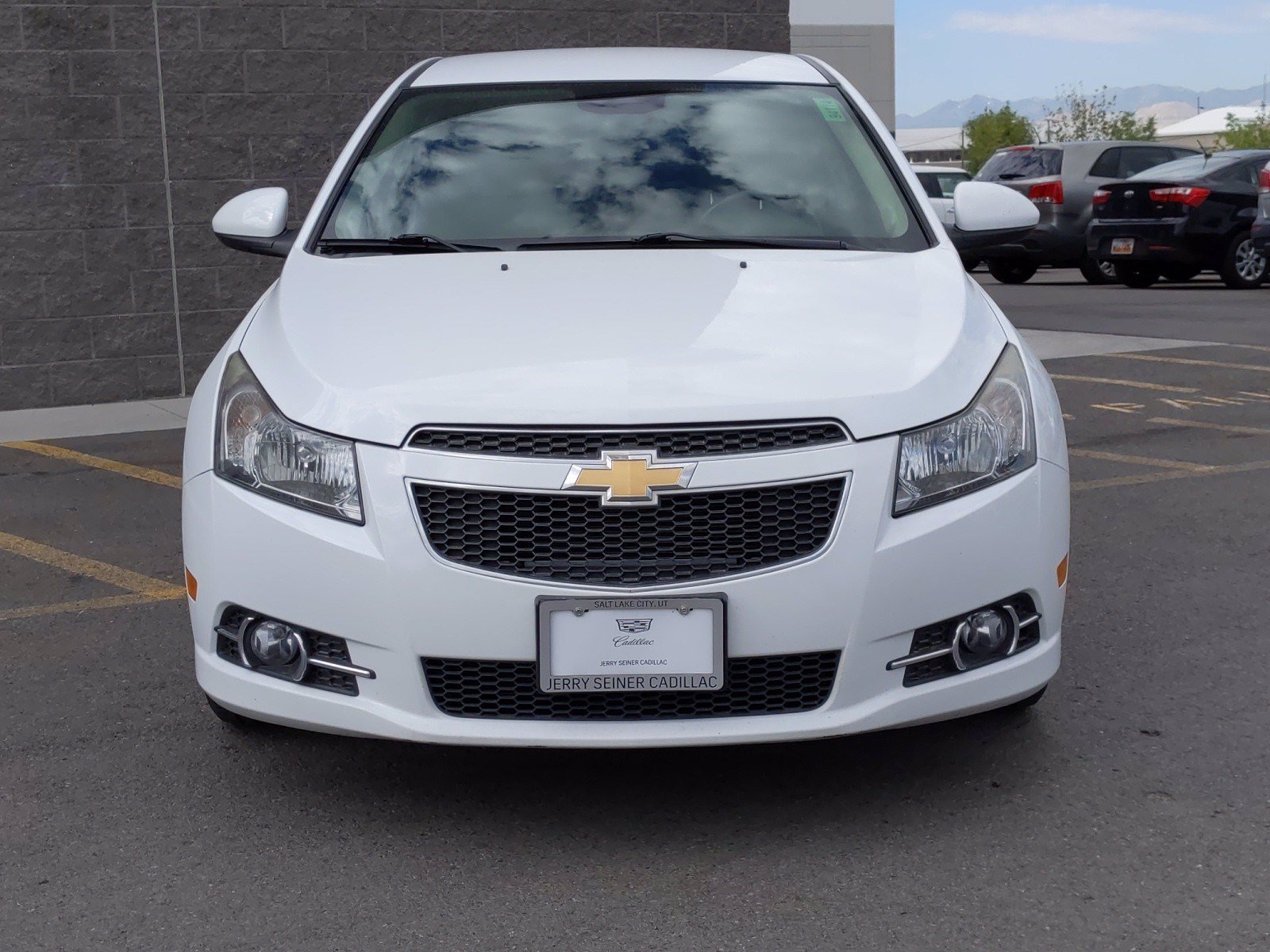 Chevrolet cruze 2013 год