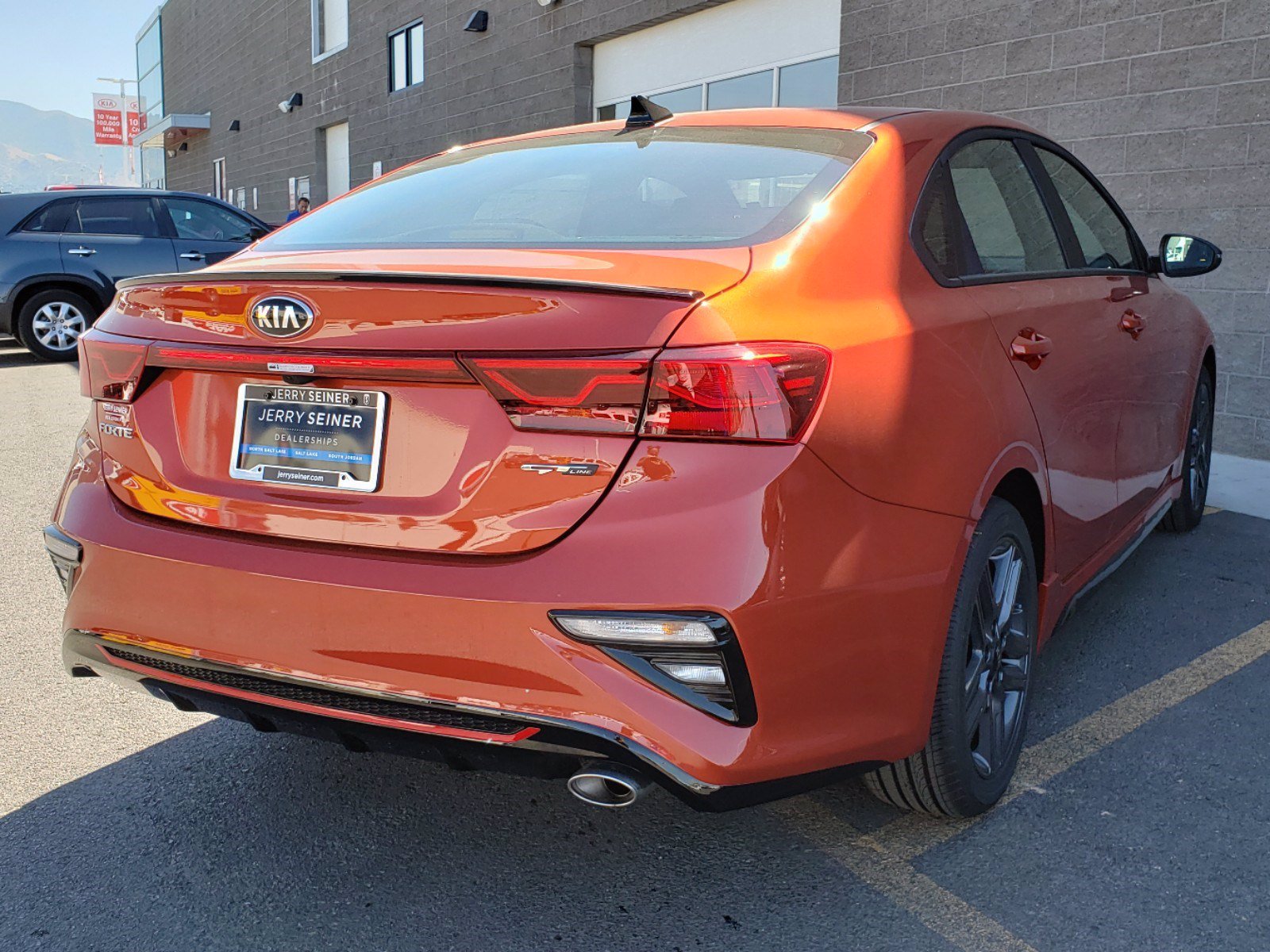 New 2021 Kia Forte GT-Line FWD 4dr Car