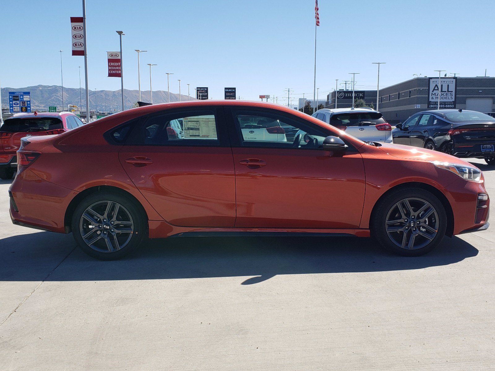 New 2021 Kia Forte GT-Line FWD 4dr Car