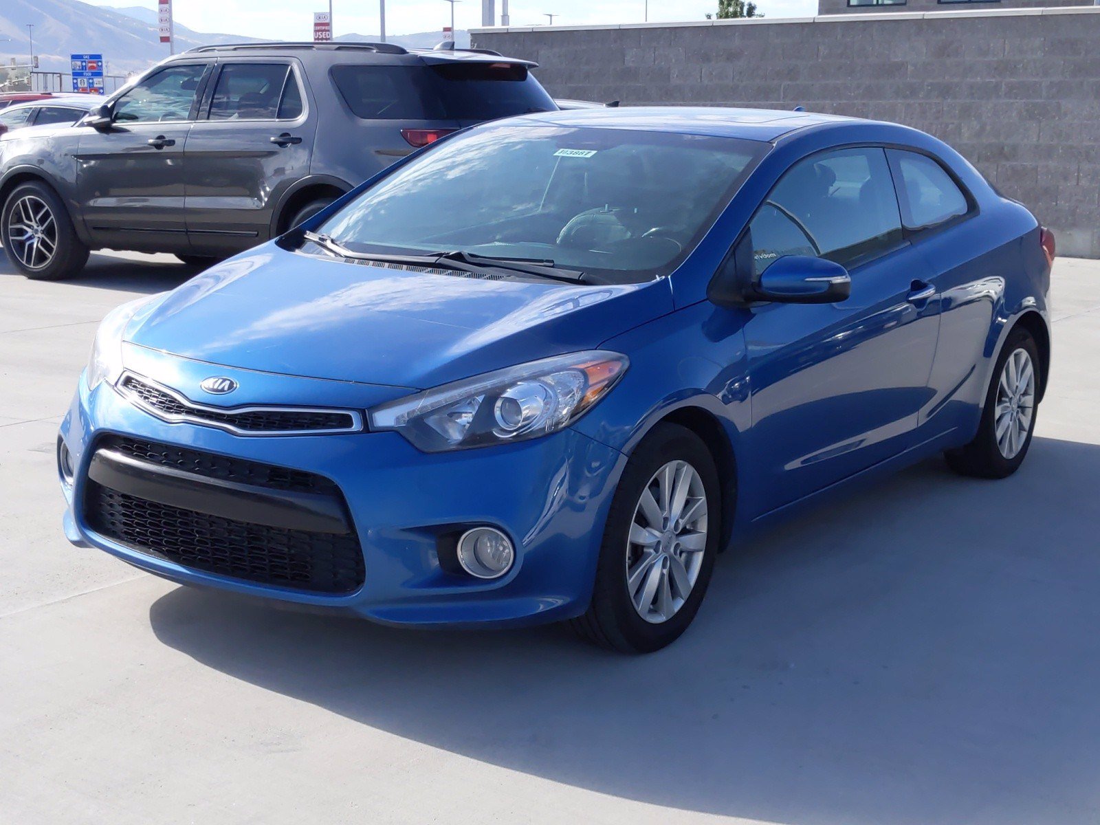 Pre-Owned 2014 Kia Forte Koup EX FWD 2dr Car