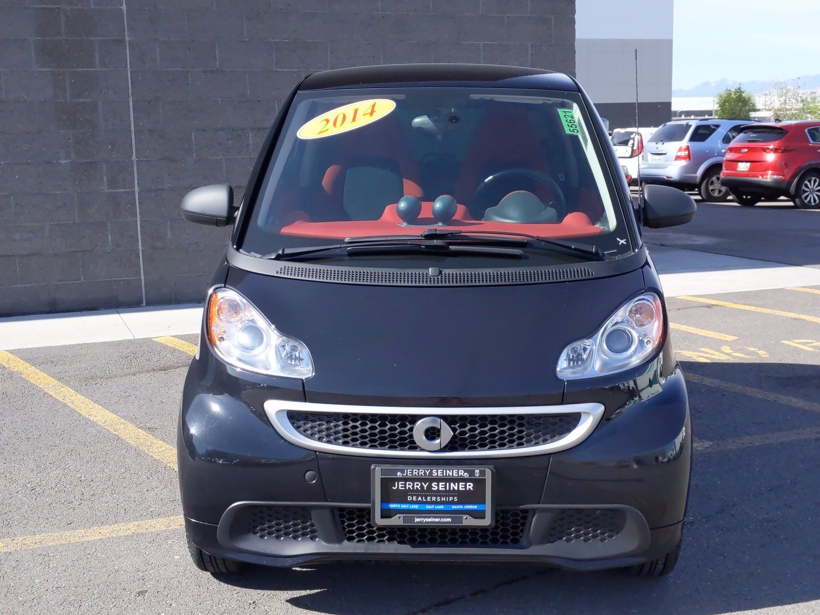 PreOwned 2014 smart fortwo electric drive Passion RWD 2dr Car